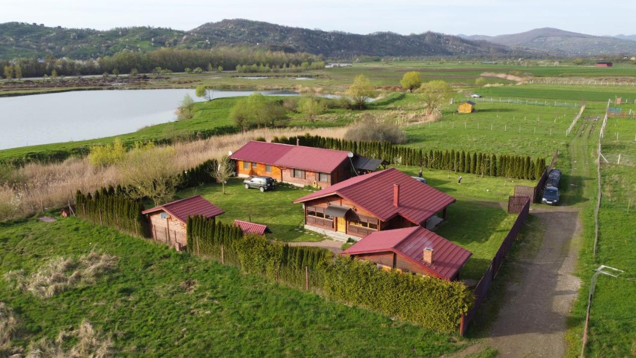 Casa De La Lac Sighetu Marmatiei Luaran gambar
